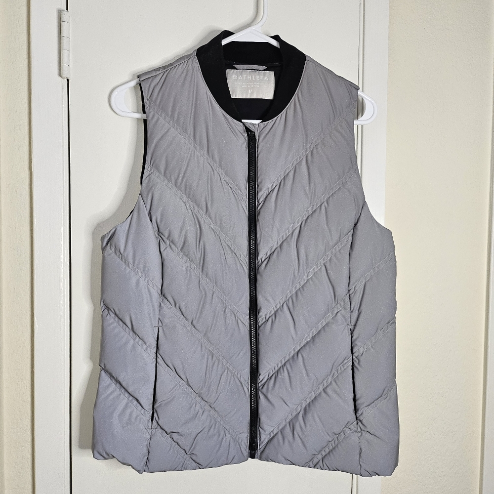 Athleta Women's Silver Quilted Vest - Picture 3 of 16